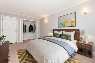 1933 Commonwealth Ave in Boston, MA - Building Photo - Building Photo