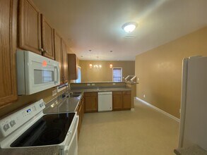 3219 Polite Ln in Raleigh, NC - Building Photo - Building Photo