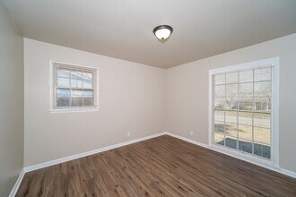 705 Hal St NW in Huntsville, AL - Building Photo - Building Photo