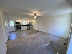 170 Forest Grove Rd in Colonial Beach, VA - Foto de edificio - Building Photo