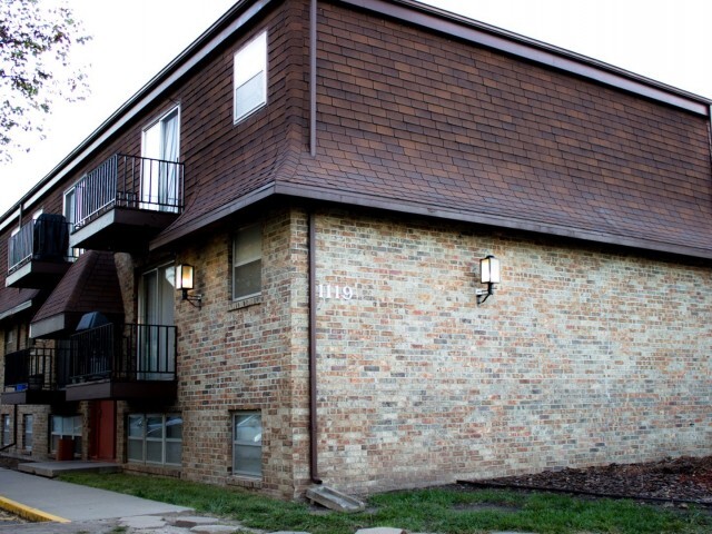 1119 Laramie in Manhattan, KS - Building Photo