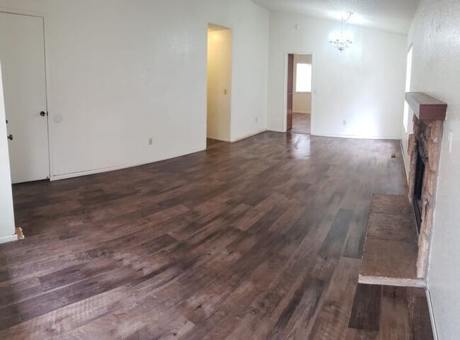 1698 Bluehaven Dr in Sparks, NV - Building Photo - Building Photo