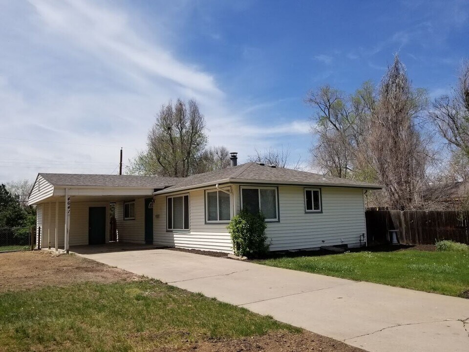 4641 S Jason St in Englewood, CO - Building Photo