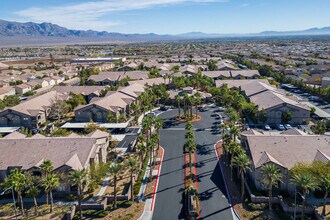 8250 GRAND CANYONUNIT in Las Vegas, NV - Building Photo - Building Photo