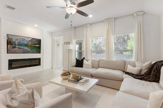 property at 845 Spruce Pine Dr