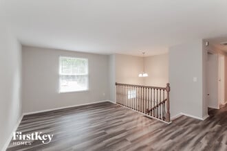 7947 Monfreya Ct in Charlotte, NC - Foto de edificio - Building Photo