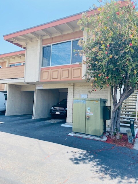 property at 6856 Hyde Park Dr