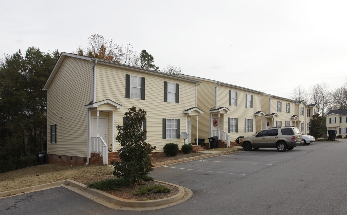 Tranquil Court Apartments in Piedmont, SC - Building Photo