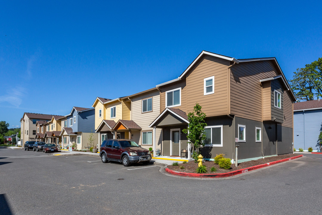 The Crossings at Battle Ground Village in Battle Ground, WA - Building Photo