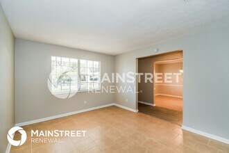 1113 Grove Park Dr S in Orange Park, FL - Building Photo - Building Photo
