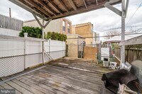 2629 E Madison St photo'