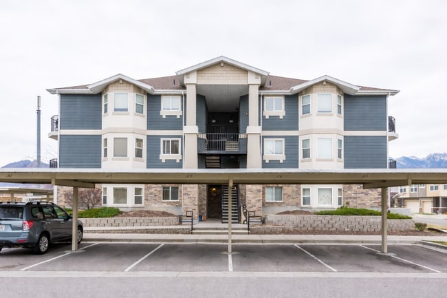 property at 56 E Resaca Dr