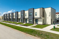 Berkshire Ashwaubenon Townhomes in Green Bay, WI - Foto de edificio - Building Photo