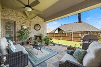 614 Summer Oaks Dr in Rockwall, TX - Foto de edificio - Building Photo