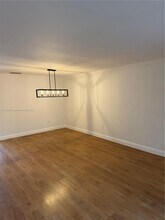 8113 SW 83rd Pl in Miami, FL - Foto de edificio - Building Photo