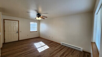 3768 E Main St, Unit 4 in East Helena, MT - Building Photo - Building Photo