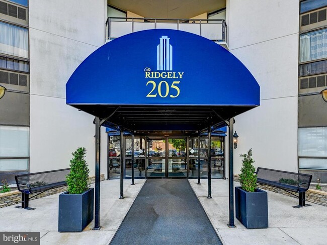 205 E Joppa Rd in Towson, MD - Building Photo - Building Photo