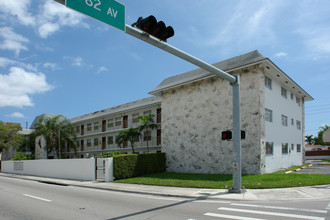 Majestic Apartments in Miami, FL - Building Photo - Building Photo