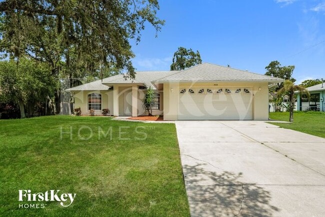 property at 880 Flamingo Rd