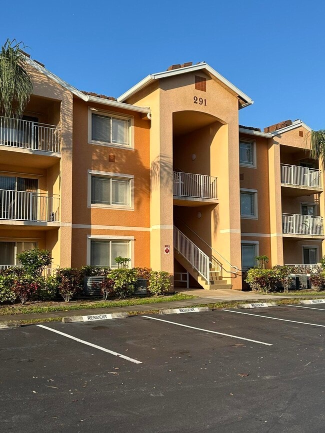 property at 291 SW Palm Dr
