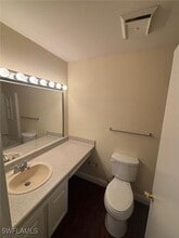 2925 Winkler Ave in Ft. Myers, FL - Building Photo - Building Photo