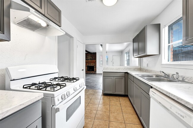 property at 13906 Bearwood Rd