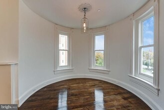 501 Seward Square SE in Washington, DC - Building Photo - Building Photo