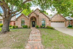 8708 Falcon View Dr in McKinney, TX - Building Photo