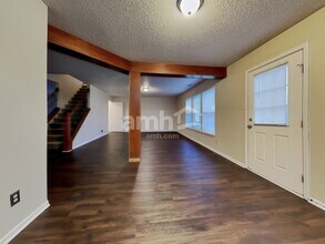 11757 Still Haven Ct in Indianapolis, IN - Foto de edificio - Building Photo
