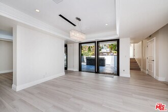 1600 Benedict Canyon Drive in Beverly Hills, CA - Building Photo - Building Photo