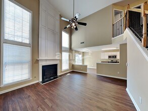 585 Wendlebury Ct in Alpharetta, GA - Building Photo - Building Photo