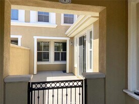 187 Wild Lilac in Irvine, CA - Building Photo