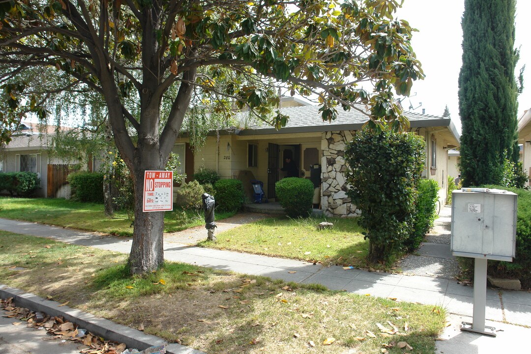 280 Richfield Dr in San Jose, CA - Building Photo