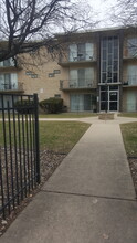 3113 Bernice Rd, Unit unit#6 in Lansing, IL - Building Photo - Building Photo