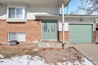 512 Squire St in Colorado Springs, CO - Building Photo - Building Photo