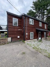 6 East Ln in Sandown, NH - Foto de edificio - Building Photo