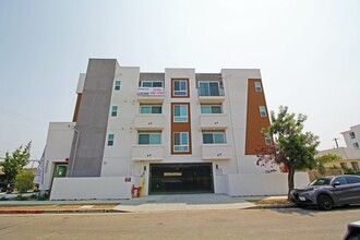 3500 Chesapeake in Los Angeles, CA - Building Photo - Building Photo