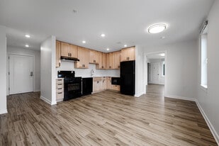 HR Crawford Apartments in Washington, DC - Building Photo