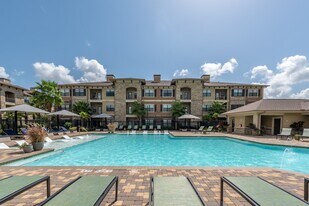 Marquis Seven Lakes in Katy, TX - Building Photo