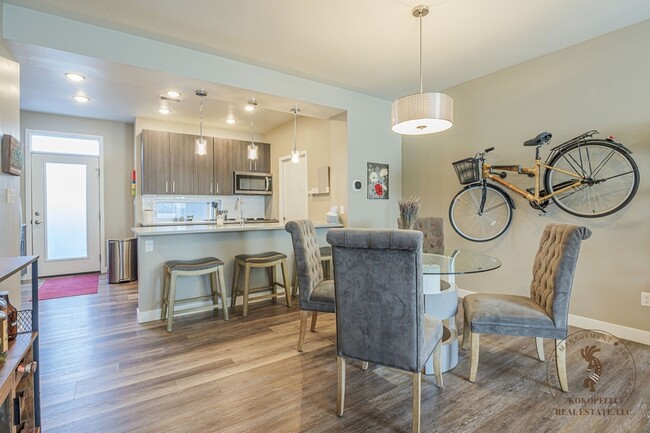 property at 859 Struthers Ave