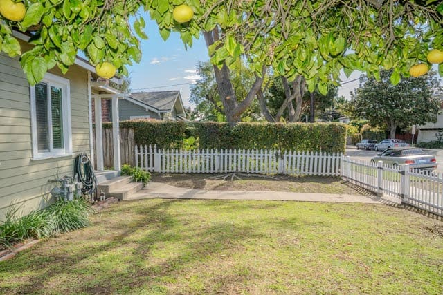 1922 Castillo St in Santa Barbara, CA - Building Photo - Building Photo