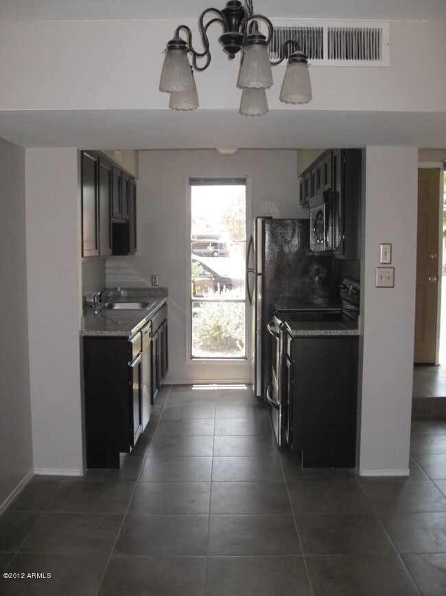 7736 E 1st Ave in Scottsdale, AZ - Building Photo - Building Photo