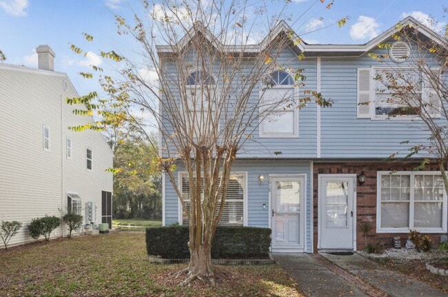 property at 7618 Colonial Ct