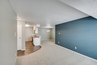 1820 South Apartments in Mt. Pleasant, MI - Foto de edificio - Building Photo