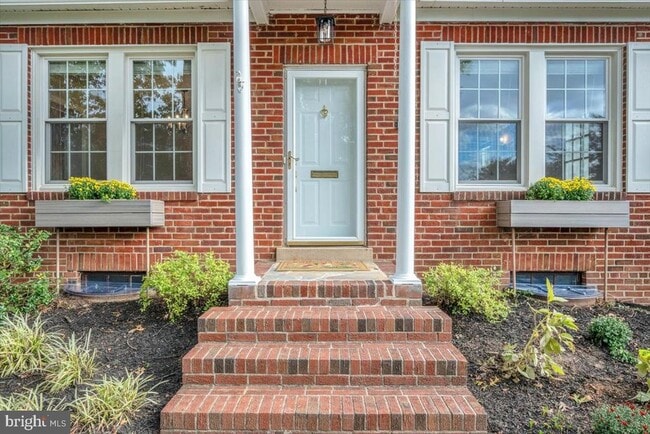 property at 1903 Kirby Rd