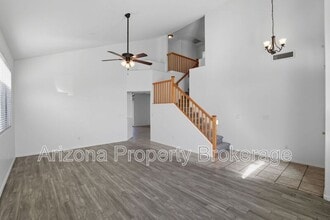 17516 W Maui Ln in Surprise, AZ - Building Photo - Building Photo