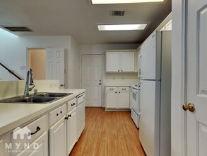 130 S Walden Elms Cir in Spring, TX - Building Photo - Building Photo
