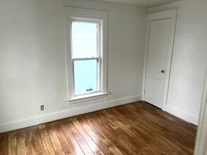 516 E 22nd St, Unit 2 in Erie, PA - Building Photo - Building Photo