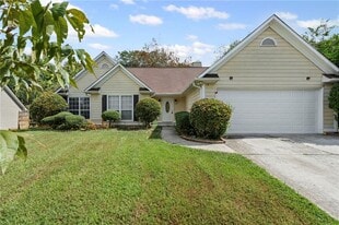 2795 Avalon Meadows Ln in Lawrenceville, GA - Building Photo