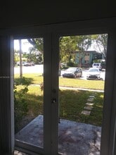 17031 NE 21st Ave in North Miami Beach, FL - Building Photo - Building Photo